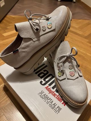 Zapatos Callaghan Beige/Plata Nuevos