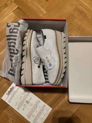 Zapatos Callaghan Beige/Plata Nuevos