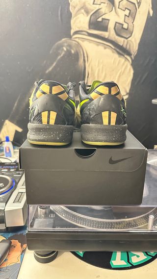 Nike Kobe 8 Christmas 2013 Oro Verde