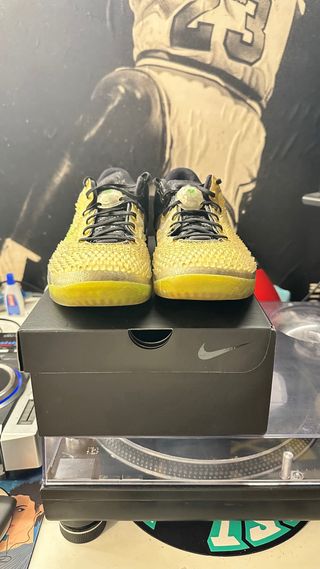 Nike Kobe 8 Christmas 2013 Oro Verde