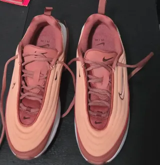 Nike Air Max Portal Coral