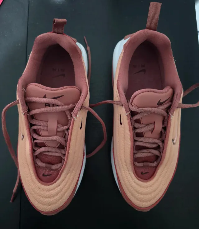 Nike Air Max Portal Coral