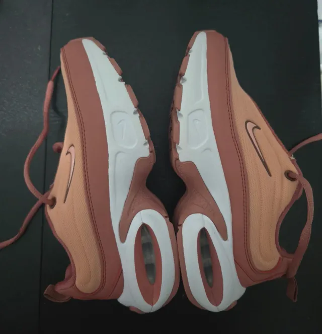 Nike Air Max Portal Coral