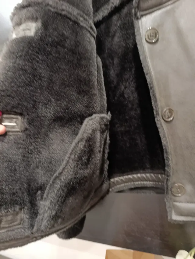 Cazadora doble faz efecto piel marrón oscura