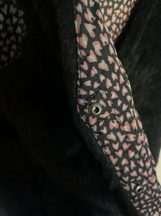 Chaleco de pelo negro de H&M