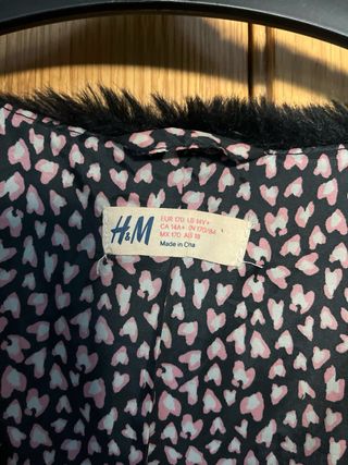Chaleco de pelo negro de H&M