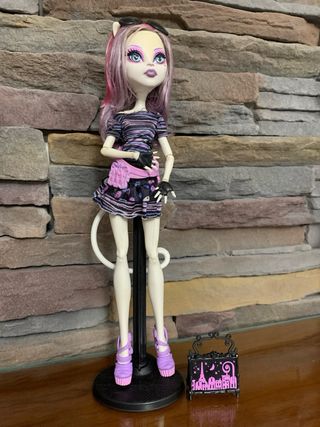 Muñeca Monster High Catrine Demew completa