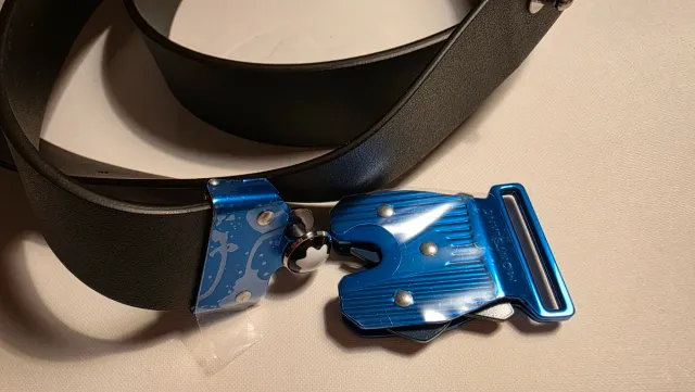 Cinturón Montblanc cuero negro M LOCK 4810 Azul