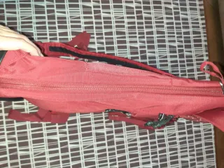 Mochila Thule Negra y Roja