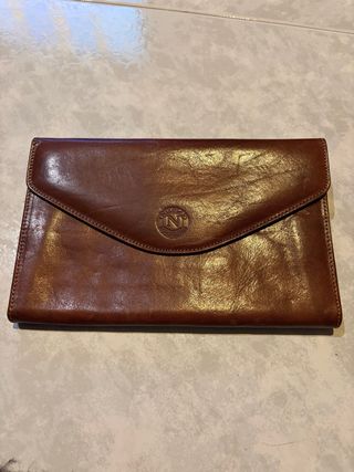 Cartera de piel marrón mujer