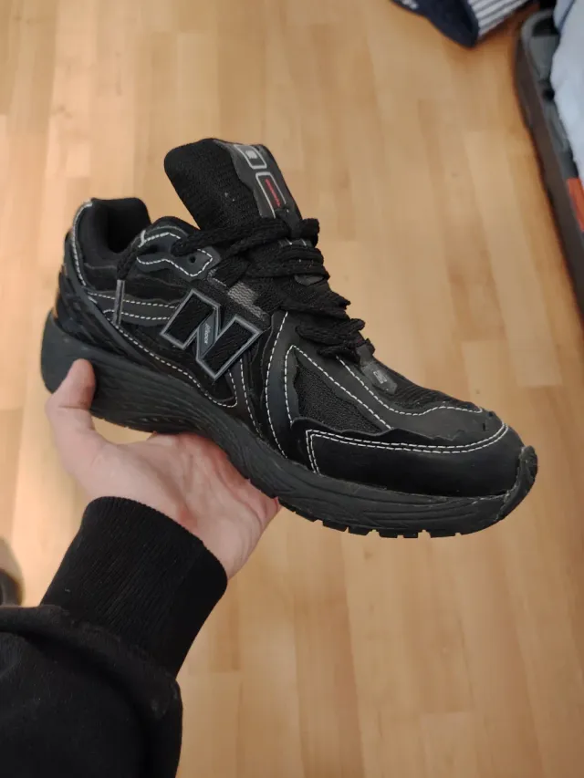 New Balance 1906 Negras