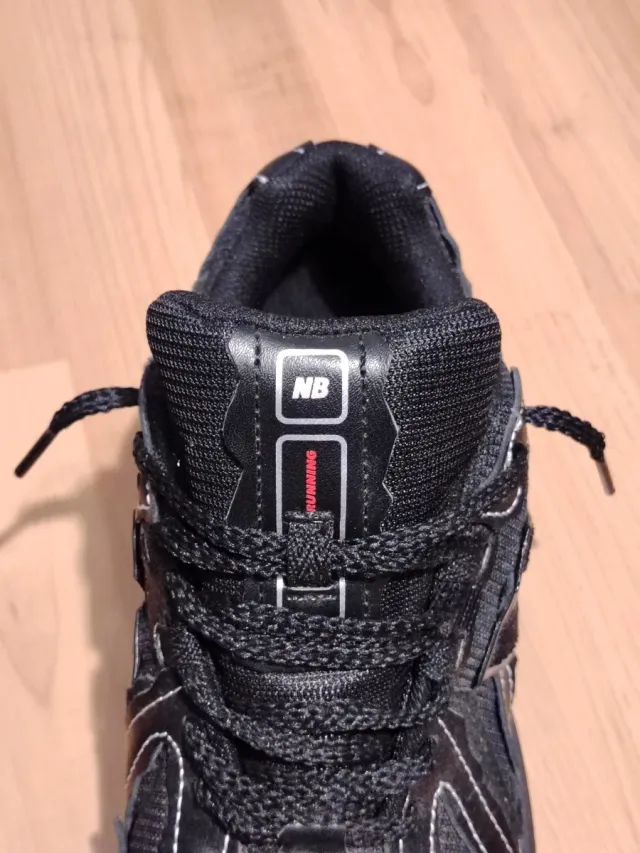 New Balance 1906 Negras