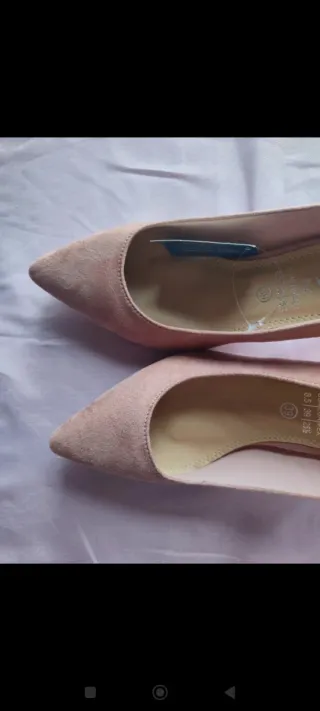 Zapatos de salón rosa, nuevos