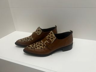Mocasines Piel Animal Print Hebilla Marrón