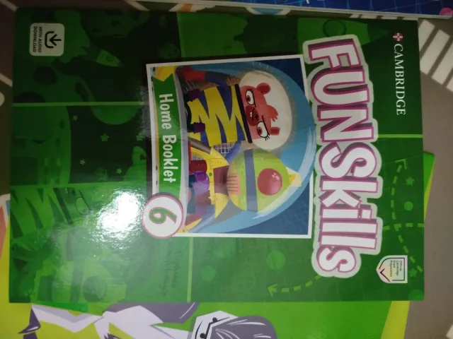 Fun Skills Level 6/Flyers Student’s Book with H...