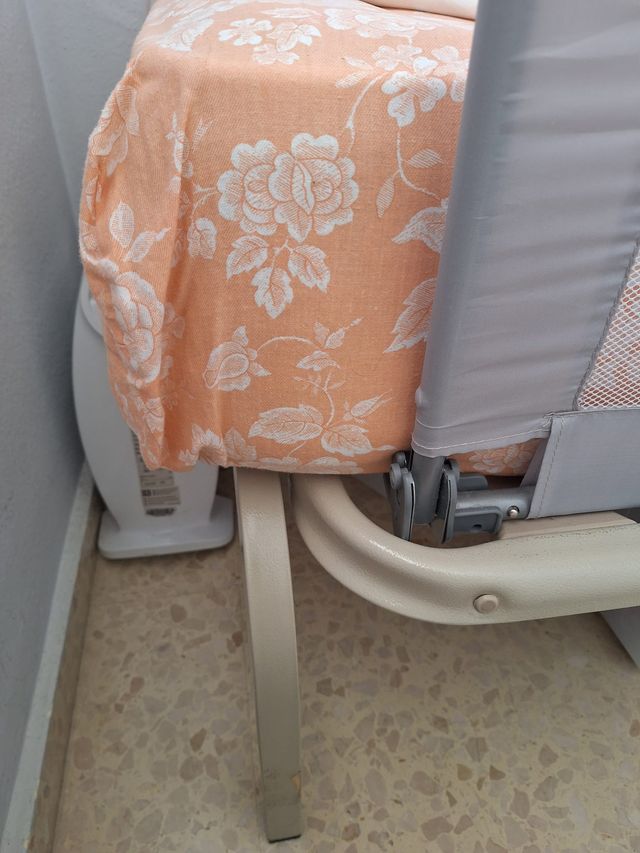 Somier y Colchón Beige/Gris