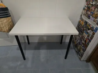 Escritorio LINNMON / ADILS blanco/negro 100x60