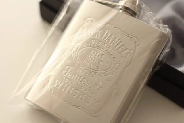 Petaca Jack Daniel's Acero Inoxidable + Vasos.