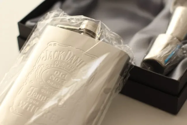 Petaca Jack Daniel's Acero Inoxidable + Vasos.