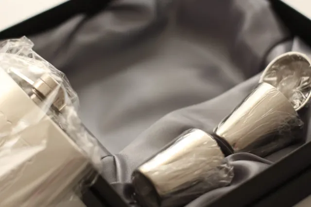 Petaca Jack Daniel's Acero Inoxidable + Vasos.