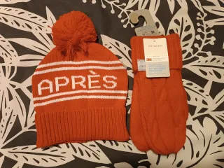 Gorro y manoplas APRÈS Primark rojo