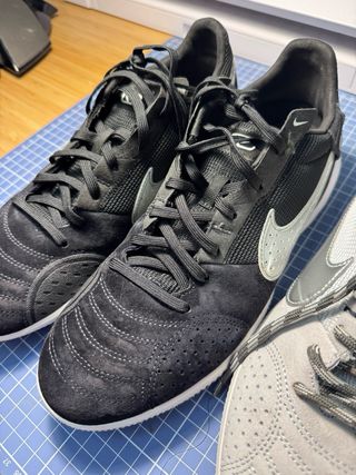 2 Zapatillas Nike Fútbol Hombre Negro/Gris