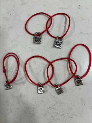 UNO de 50 Candados Pulseras Plata
