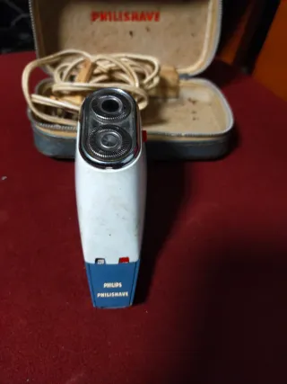 Máquina de afeitar antigua