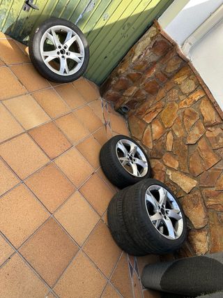 Llantas VAG 225/45/17 Tornillería 5x100