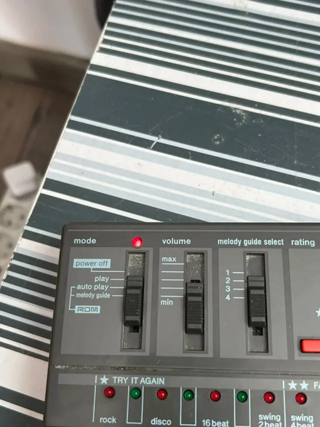 Teclado piano electrónico Casio PT-87