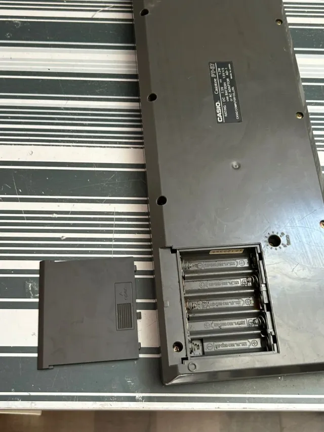 Teclado piano electrónico Casio PT-87