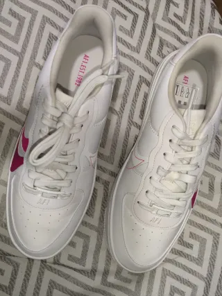 Nike Air Force 1 Blancas y Rosas