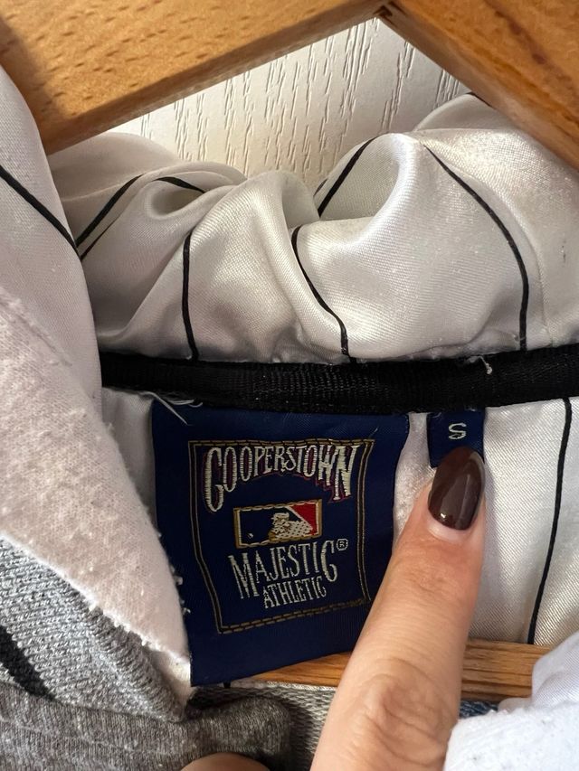 Chaqueta New York Yankees Gris y Blanca