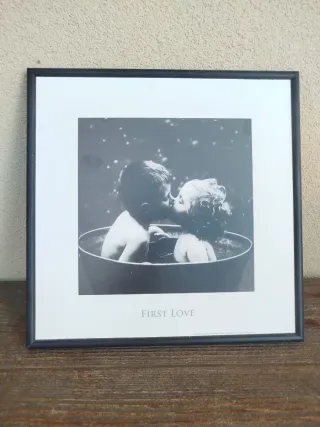 Stampa First Love con cornice Misure: 31x31 cm