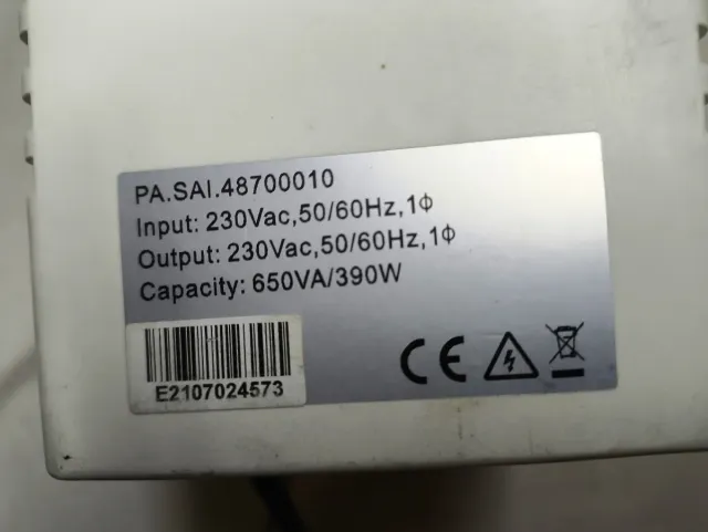 SAI / UPS Movistar con Batería