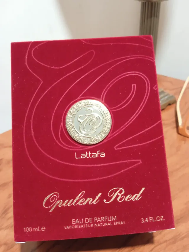 Opulent Red Lattafa