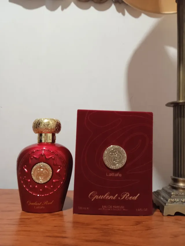 Opulent Red Lattafa
