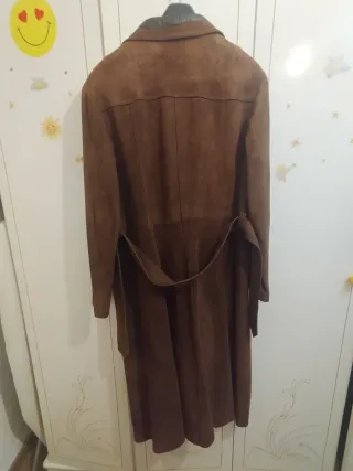 Gabardina ante y piel marrón