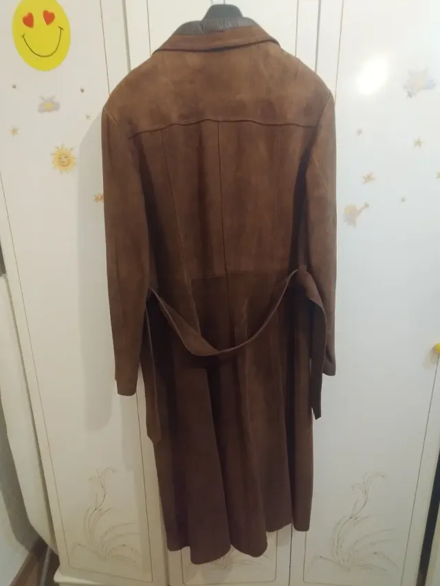 Gabardina ante y piel marrón