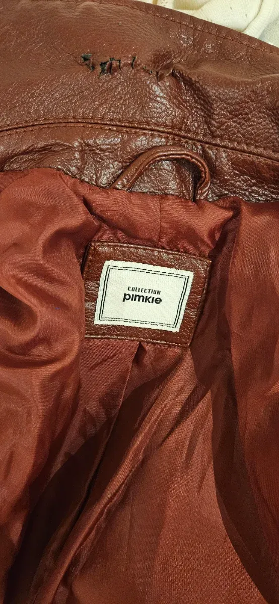 Cazadora cuero granate mujer