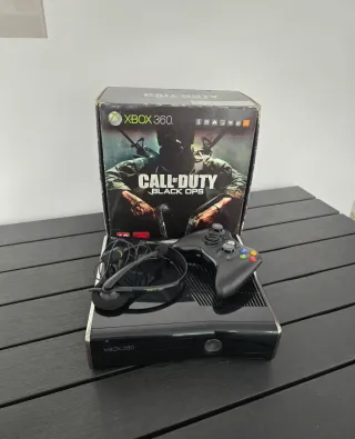 Xbox 360 Slim 250GB + Controller + Box