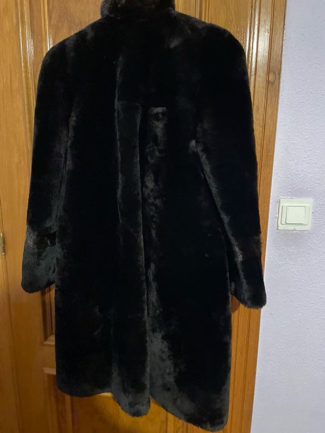Abrigo piel de mouton negro