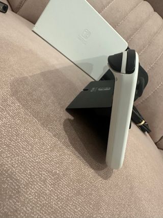 Nintendo Switch OLED Blanca y Negra.