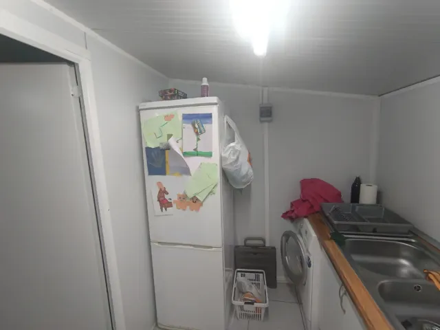 Caseta panel sándwich