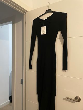 Vestido largo negro con etiqueta Talla S