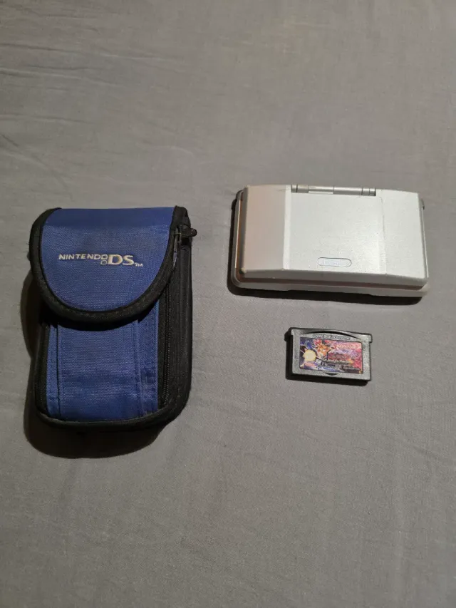 Nintendo DS + Custodia + Gioco