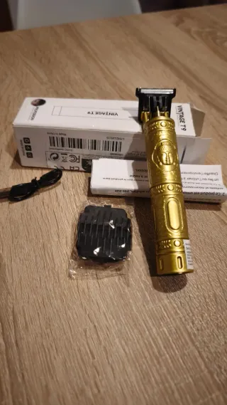 Máquina Cortapelo Vintage T9 Dorada