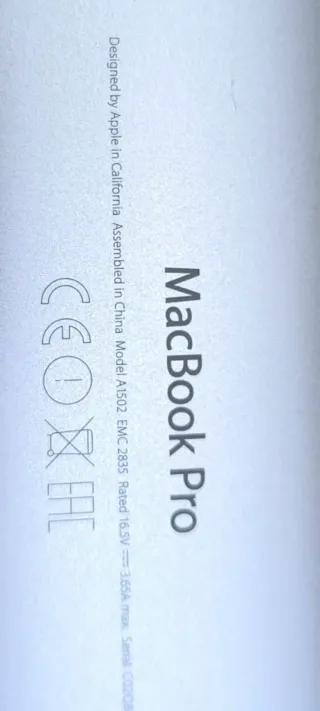 Apple MacBook Pro A1502 Plata
