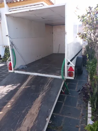 Mudanzas ,Portes , Vaciado de viviendas y trastero