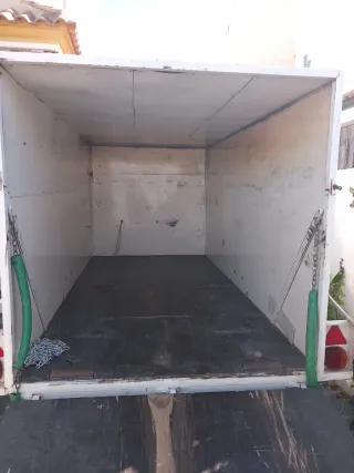 Mudanzas ,Portes , Vaciado de viviendas y trastero